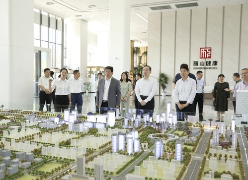 市人大常委会副主任黄贵利开展接待代表暨“项目赋能年·代表走在前”主题活动调研