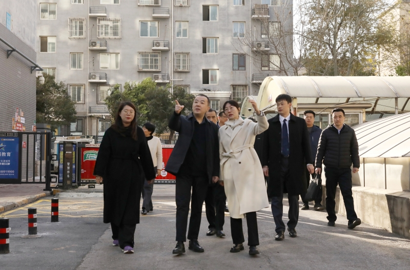 区人大常委会调研全区物业企业发展情况